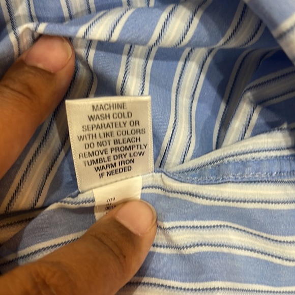 MOSSIMO SUPPLY CO. Striped Button down - XL (blue & white) - Picture 8 of 8